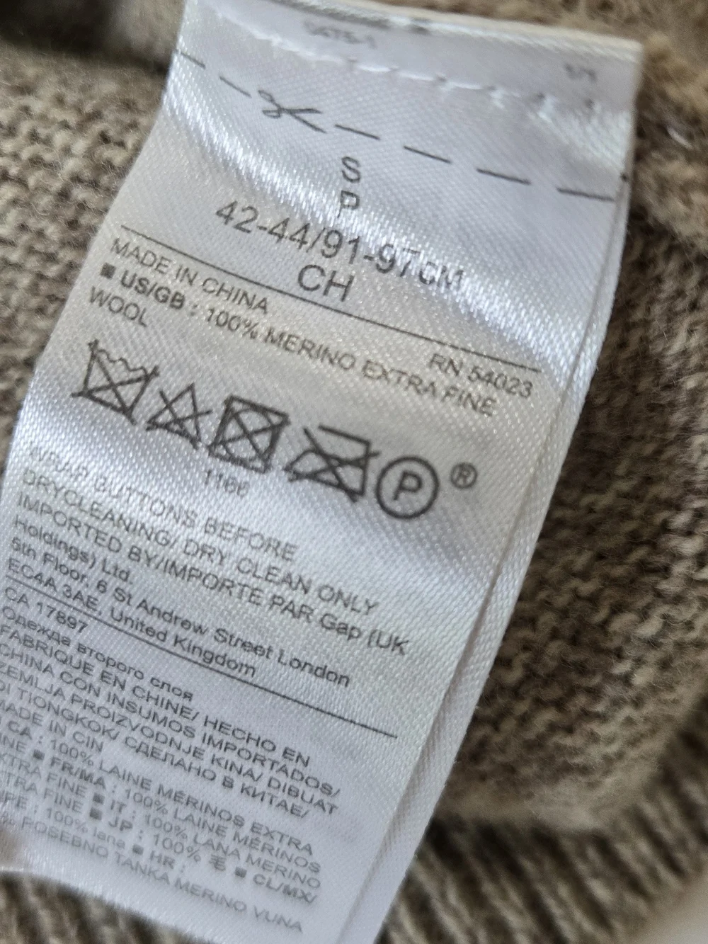 Banana Republic Men's Camel Tan Knit Sweater